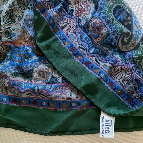 Allea Silk Square Multicolor Mallard Bird In Flight Paisley Print Scarf Italian - Picture 1 of 8
